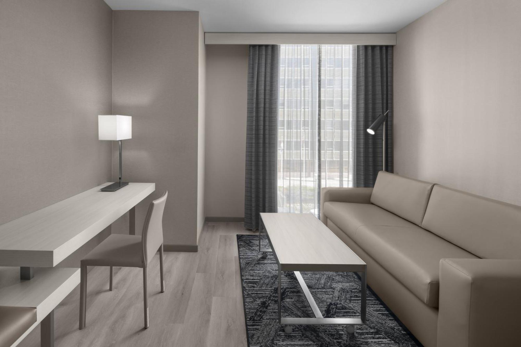 Ac Hotel By Marriott St. Louis Clayton Bagian luar foto
