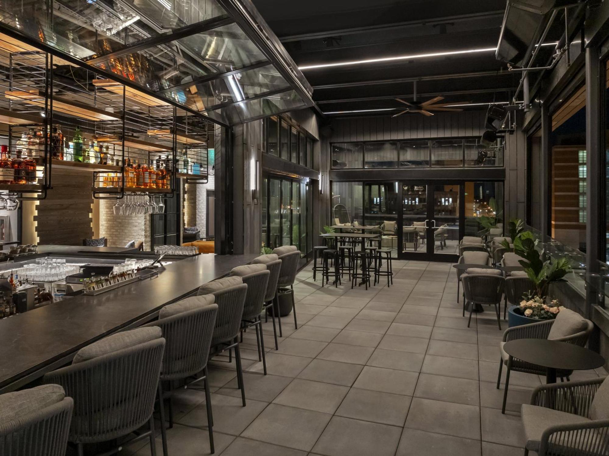 Ac Hotel By Marriott St. Louis Clayton Bagian luar foto