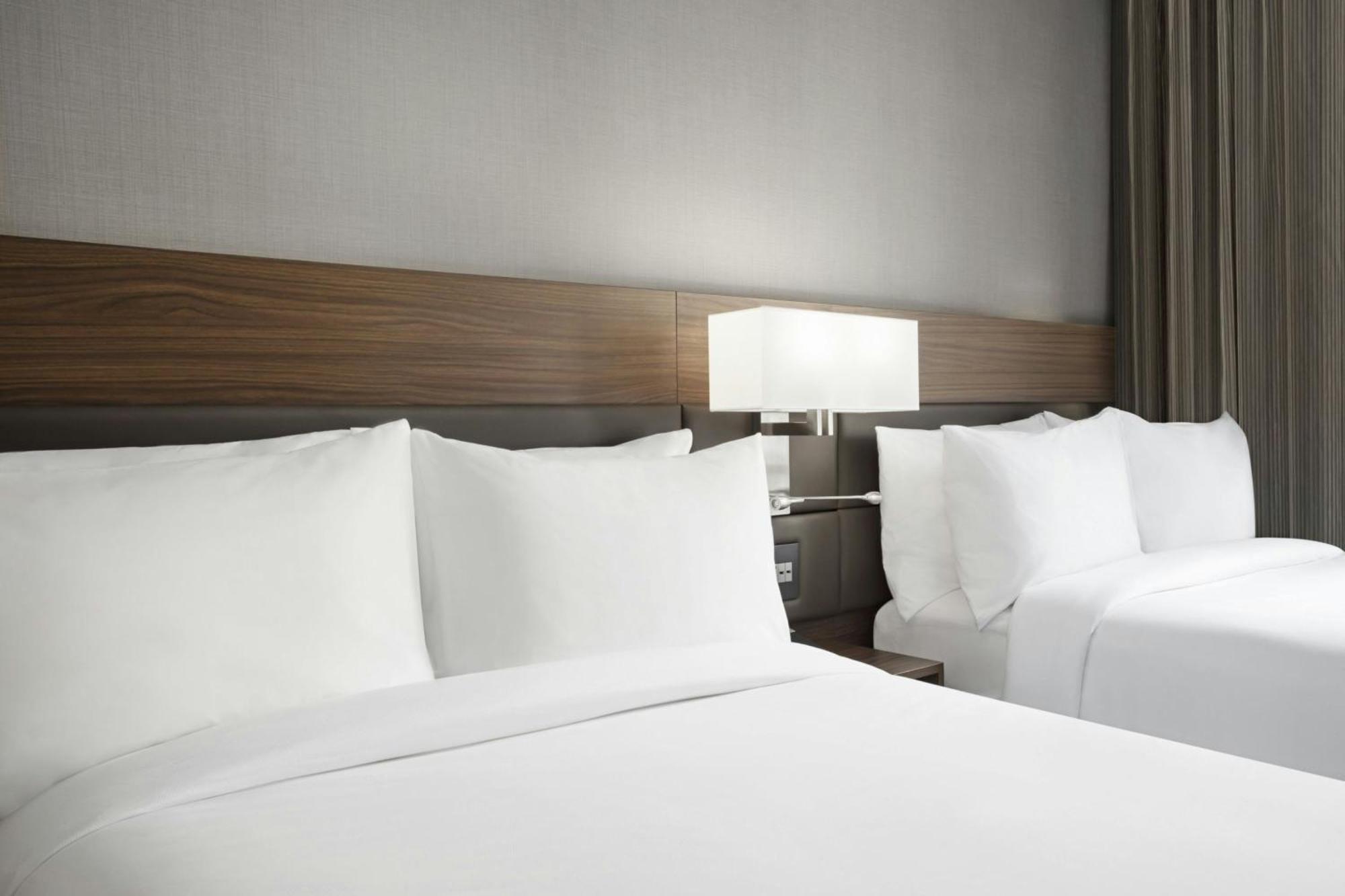 Ac Hotel By Marriott St. Louis Clayton Bagian luar foto