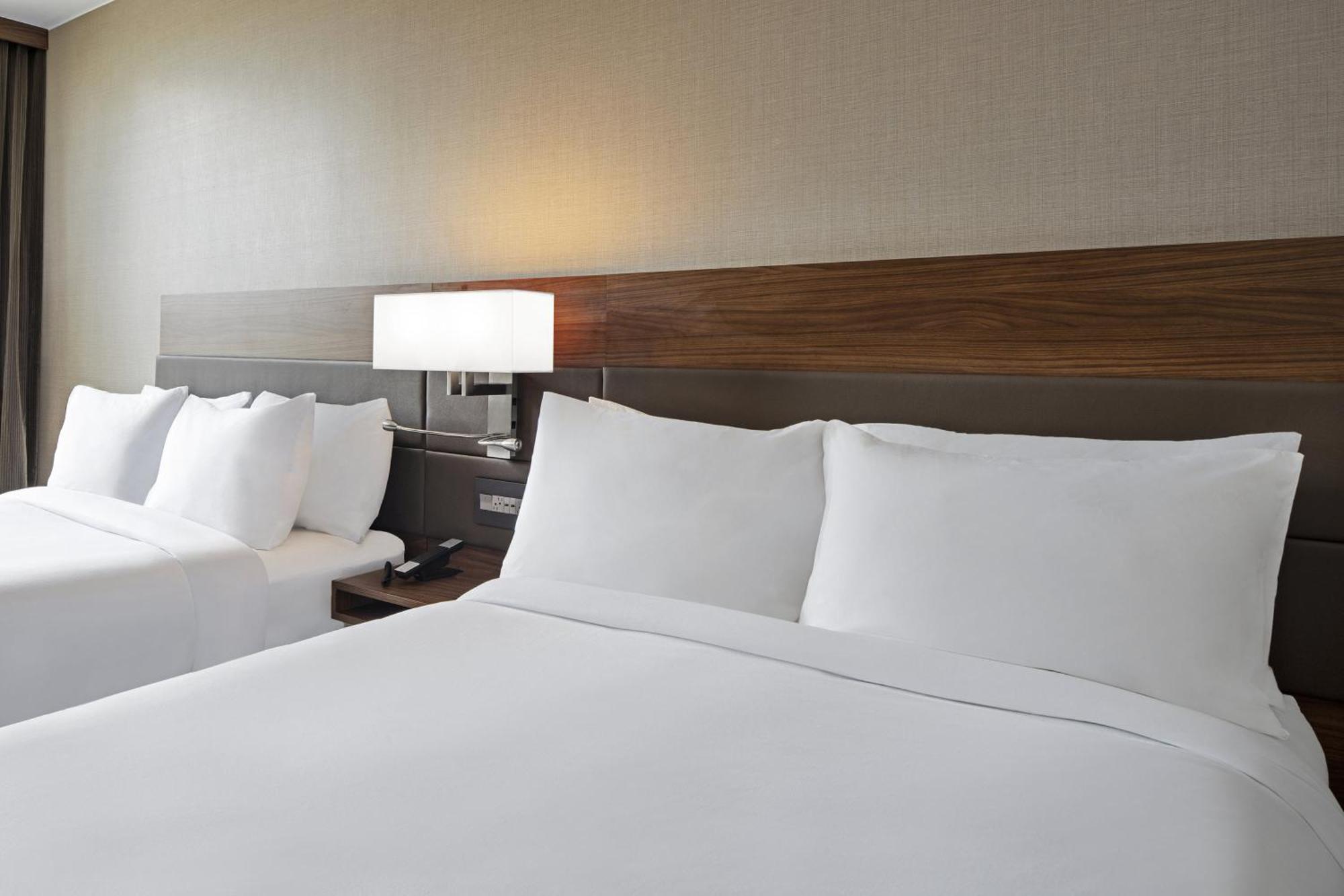 Ac Hotel By Marriott St. Louis Clayton Bagian luar foto